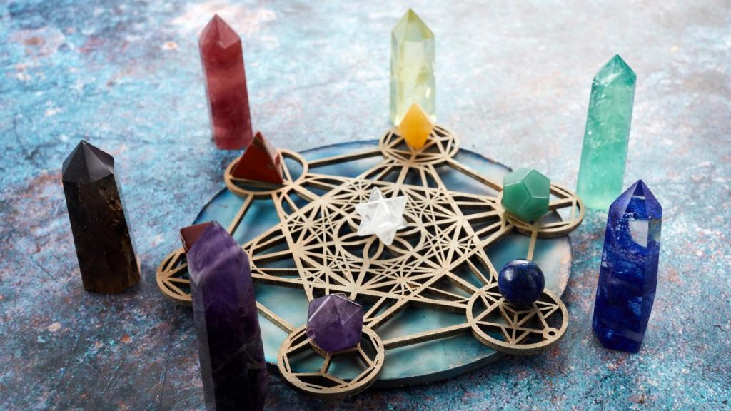 Photo of a crystal grid with Best Crystals for Manifesting